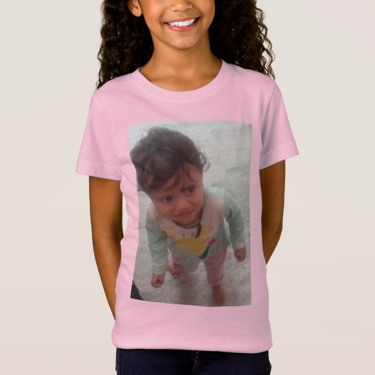 "Natuur's Joy: T-shirt van Kinderen met grillige N (Voorkant)