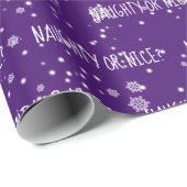 NAUGHTS- OF NICE-tekst in sneeuwvlokken Cadeaupapier (Rol Hoek)