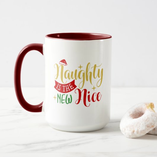 Naughty is het nieuwe mooie kerstcadeau van Nice. Mok (Met donut)