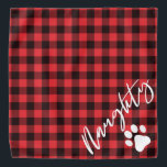 Naughty Kersthond Rustic Red Flannel Bandana<br><div class="desc">Dit bandana kenmerkt rustic rood paneel en een handgeschreven manuscriptdoopvont met de "ondeugente"helft van ondeugend en aardig. Het maakt de perfecte kerstbanaan voor je hond of kat.</div>