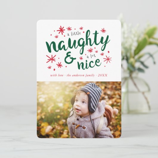 Naughty & Nice Funny Holiday Fotokaart Feestdagenkaart (Staand voorkant)