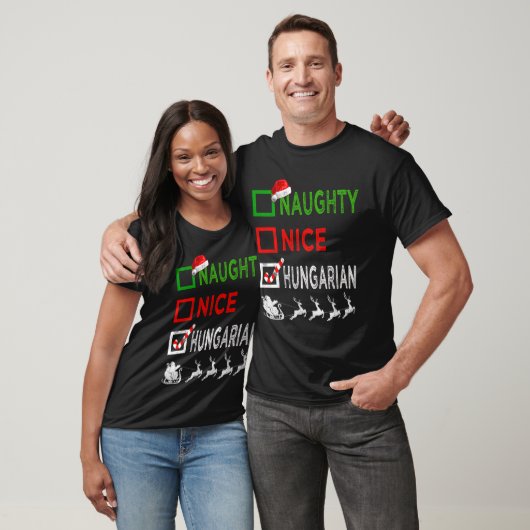 Naughty Nice Hongaarse kerstpyjama Funny San T-shirt (Unisex)