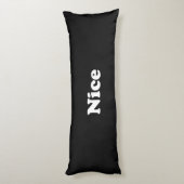 Naughty of Nice, dubbelzijdig, zwart wit Lichaamskussen (Achterkant (Verticaal))