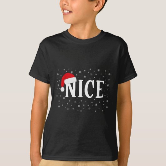 Naughty of Nice overeenkomend kerstkostuum T-shirt (Voorkant)