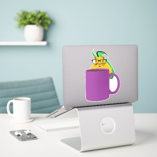 Naughty Squirrel #530 Sticker (Laptop op bureau)