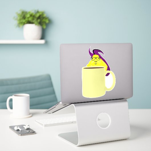 Naughty Squirrel #663 Sticker (Laptop op bureau)