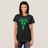 Naughty St Patricks Day Tickle My Shamrocks Dirk T-shirt (Voorkant volledig)