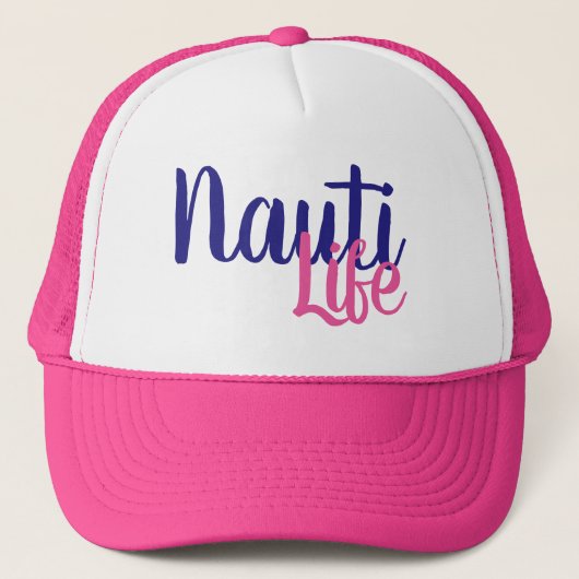  NAUTI LIFE SCRIPT-letters | Trucker Pet (Voorkant)