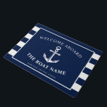 Nautical Anchor Boat & Captain Name Navy Stripes Deurmat<br><div class="desc">Een model met een nautisch anker en de douanenaam van de reder en de boot.  Aan de zijkanten bevinden zich marjoen en witte strepen die de voortekst aanvullen.</div>