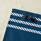 Nautical Anchor Lake House Navy Blue Strandlaken (In situ)