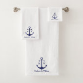 Nautical anchor marine white custom monogram & nam bad handdoek (Insitu)