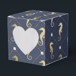 Nautical Blue en Gold Seahorse thema Bedankdoosjes<br><div class="desc">Favoriete dozen met een goudkleurig  zeepaardje met een blauw en goudkleurig parelrooster.</div>