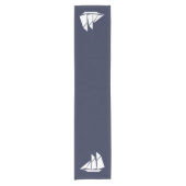 Nautical Elegant White Sailboat & Navy Blue Korte Tafelloper (Voorkant)