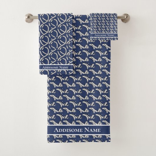 Nautical Family Name Navy Blue Anchor White Bad Handdoek (Insitu)