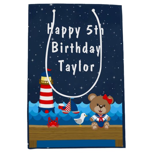 Nautical Girl Beer Red en marine Happy Birthday Medium Cadeauzakje (Voorkant)