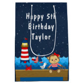 Nautical Girl Monkey Red en marine Happy Birthday Medium Cadeauzakje (Achterkant)