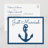 Nautical Just Married Navy Blue Anchor Wedding Aankondigingskaart (Voorkant / Achterkant)