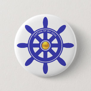Nautical kapitein royal blue ship helm on white ronde button 5,7 cm