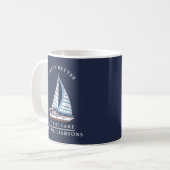 Nautical Lake Life Navy Blauw en witte boot Koffiemok (Voorkant links)