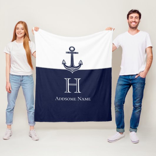 Nautical Navy Blue Anchor Coastal Monogramed Fleece Deken (In situ)