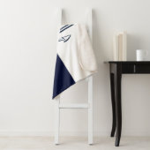 Nautical Navy Blue Anchor Coastal Monogramed Sherpa Deken (In situ)