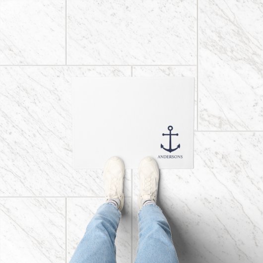 Nautical Navy Blue Anchor en aangepaste familienaa Deurmat (Binnen)