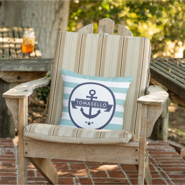 Nautical Navy Blue Anchor Familienaam Aqua Stripes Buitenkussen (Stoel)