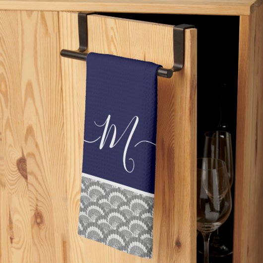 Nautical Navy Blue Grey Seashell Monogram initiaal Theedoek (Derde Gevouwen)