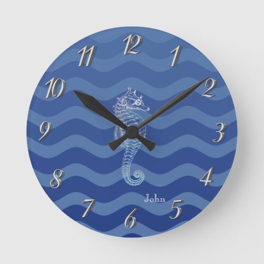 Nautical Navy Blue Stripe Waves Seahorse Ronde Klok (Voorkant)