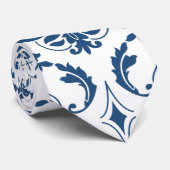Nautical Navy Blue White Damask Pattern Stropdas (Opgerold)