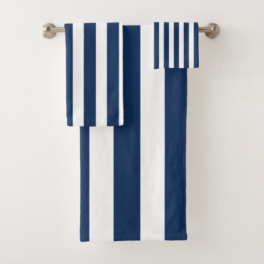 Nautical Navy Blue & White Striped Bad Handdoek (Insitu)