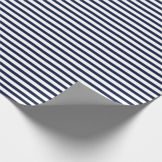 Nautical Navy Blue White Stripes and White Anchor Cadeaupapier (Hoek)