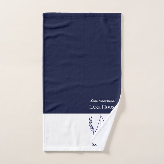 Nautical Sailboot Navy Blue Monogram Lake House B Bad Handdoek (Handdoek)