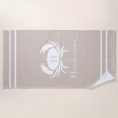 Nautical Sand Tan Taupe White Crab Monogram Naam Strandlaken (Voorkant)