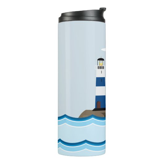 Nautical Scene met vuurtoren en zeilboot Thermosbeker (Gedraaid links)