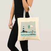 Nautical Scene met vuurtoren en zeilboot Tote Bag (Voorkant (product))