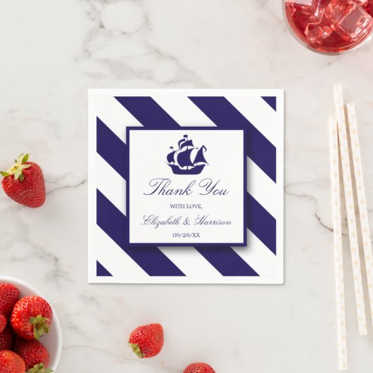 Nautical Stripes & Navy Blue Ship Wedding Servetten (Insitu)