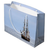 Nautical Vissen Boat Blue Skies Groot Cadeauzakje (Achterkant Gekanteld)