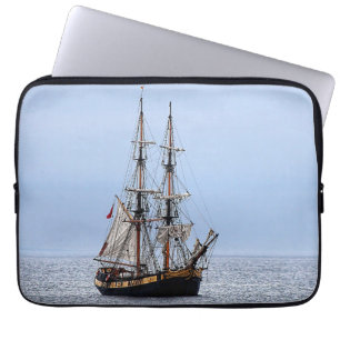 Nautical Vissen Boat Blue Skies Laptop Sleeve