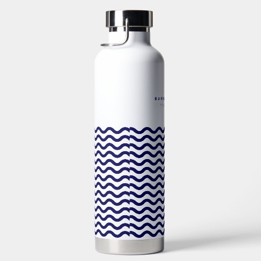 Nautical Wave Navy Blue Trendy Simple Stylish op e Waterfles (Rechts)