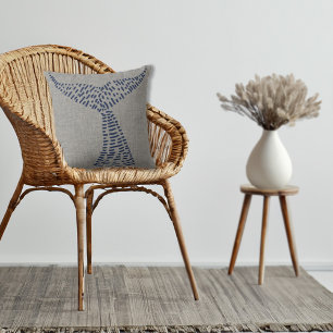 Nautical Whale Tail Line Art Kussen