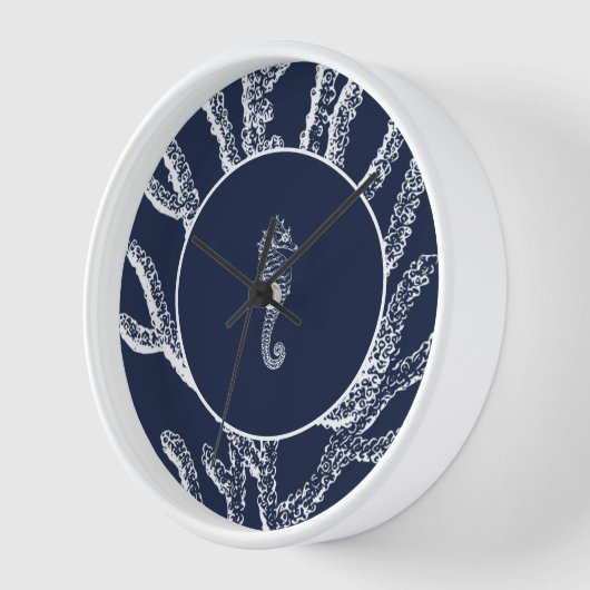 Nautical Whispers: Blauw en Wit Zeepaardje & Koraa (Hoek)