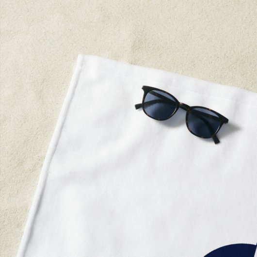 Nautical White en Blue Anchor {kies uw kleur} Strandlaken (In situ)