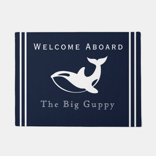 Nautical White Whale op een zacht marineblauw kust Deurmat (Voorkant)