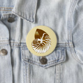 Nautilus shell - bruin, wit en beige ronde button 7,6 cm (In situ)