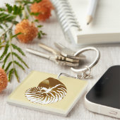 Nautilus shell - bruin, wit en beige sleutelhanger (Voorkant Rechts)
