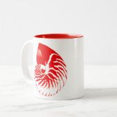 Nautilus shell - donkerrood en wit tweekleurige koffiemok (Voorkant links)