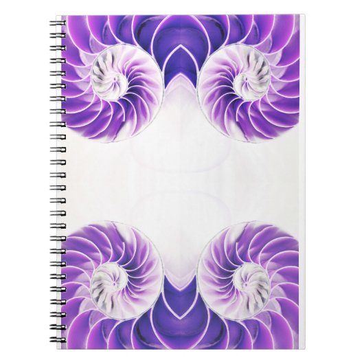 Nautilus Shell Fibonacci Notitieboek – Paarse Wit (Voorkant)