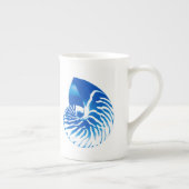 Nautilus shell - kobalt blauw en wit porselein kop (Rechts)