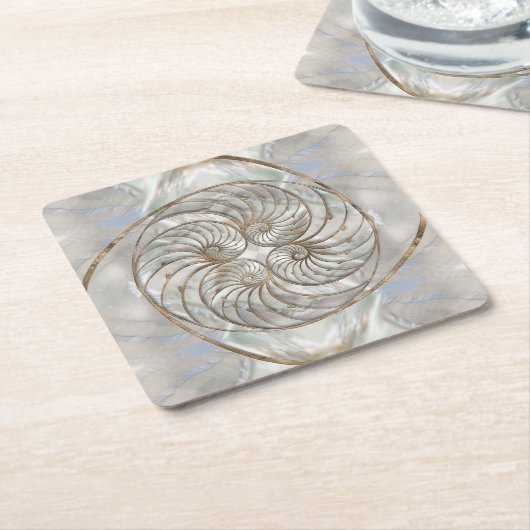 Nautilus Shell - Moeder van parelhout en goud Kartonnen Onderzetters (Schuin)